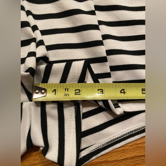 Vita Luna French Striped Flat Front Boating Shorts Black White Buttons M - Picture 7 of 13